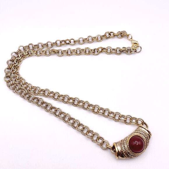 Roman Signed Vintage Pendant With Carnelian Stone and Long Gold Tone Necklace - Picture 4 of 6
